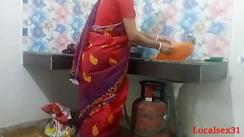 Desi Bengali desi Village Indian Bhabi Kitchen Hook-up In Crimson Saree ( Official Movie By Localsex31)